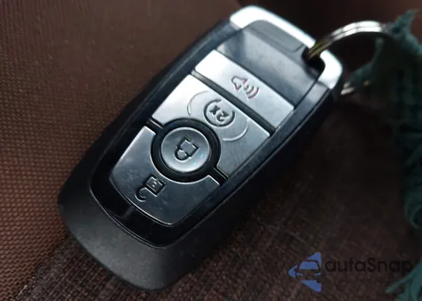 2022 Ford Bronco Outer Banks z USA, uszkodzony, nr VIN 1FMEE5BP1NLB69590